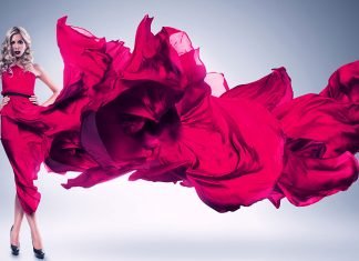 The Passion For Fashion Photography Comes Easy to Those With an Insightful Eye For Details