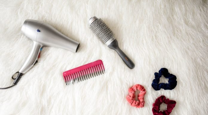 The Season to be Curly – Holiday Hair Care Tips