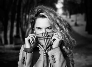 Buy Cashmere Scarves: Add A Little Luxury To A Necessity Buy Cashmere Scarves