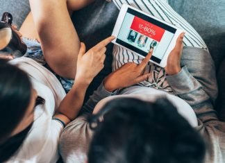 Five must-know Hacks for Online Shoppers Fashion World shoppers hack