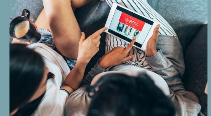 Five must-know Hacks for Online Shoppers Fashion World shoppers hack