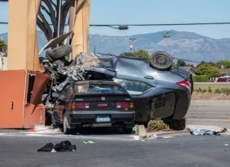 How To Avoid Accidents Involving Commercial Trucks How To Avoid Accidents