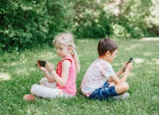 Don’t Let the Screens Rule Your Life – Recommended Screen Time for Kids Screens Rule Your Life