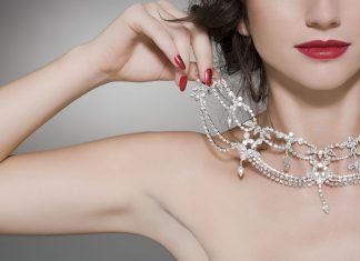 The Best Ways to Show Off your Stunning Diamond Bling Show Off Stunning Diamond Bling