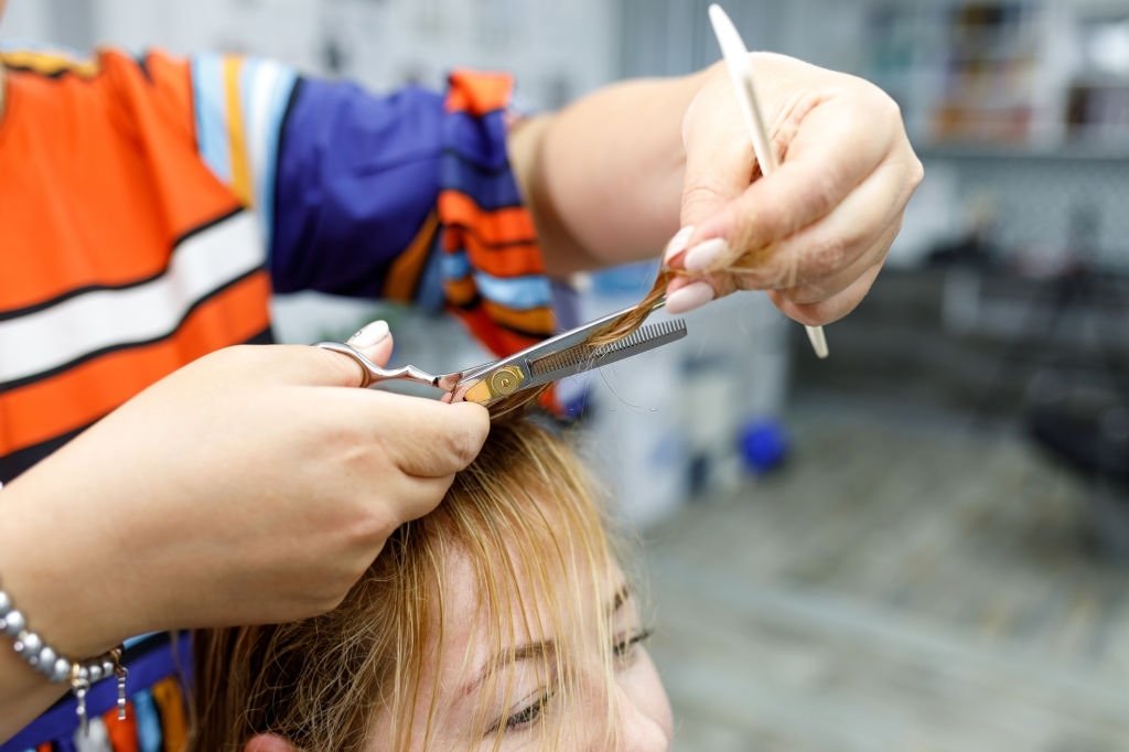 Importance Of Hair Thinning Scissors 
