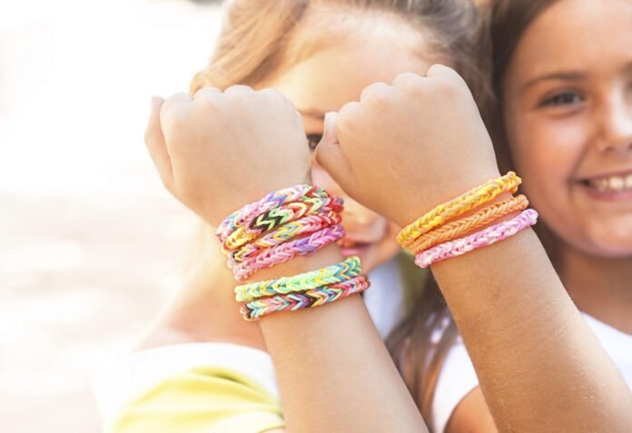 How to Make Fun String Bracelets