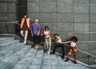 Dress to Impress with AdoreFashion: Designer Handbags and Men’s Trainers Dress to Impress with AdoreFashion