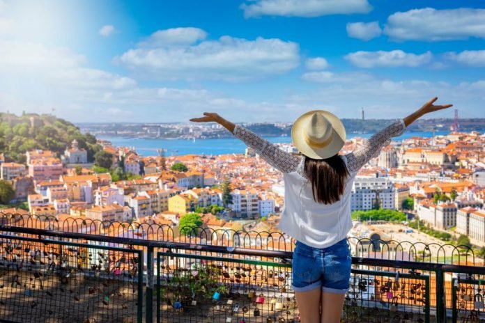 20 places to go shopping Lisbon portugal