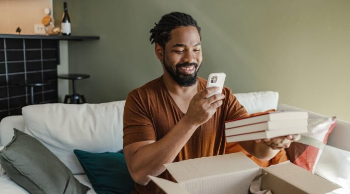 How To Start Dropshipping Books (+ Best Suppliers) Books To Dropship Online