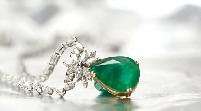 The Sparkle of Luxury: Discovering High-End Jewelry Trends luxury gemstone jewelry
